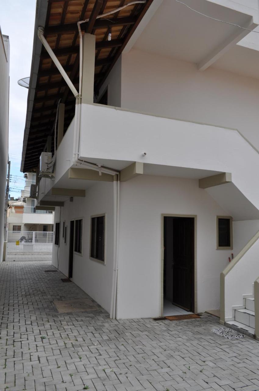 Apartamentos Bombinhas - 140 Metros Da Praia 외부 사진